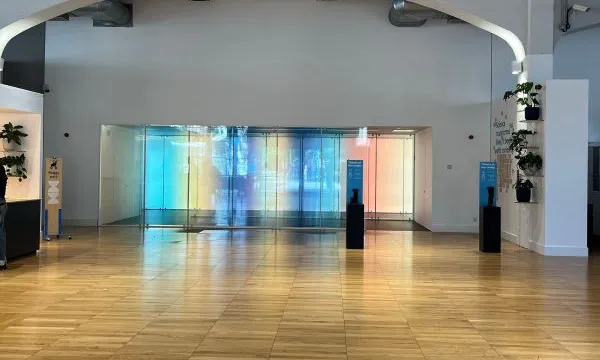 An image of the transition zone in the We The Curious main lobby, leading to the exhibitions inside the venue