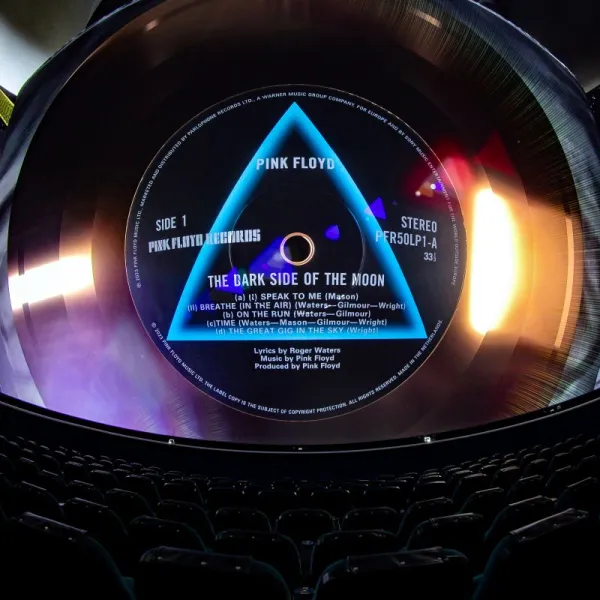 Pink Floyd Dark Side of the Moon vinyl cover